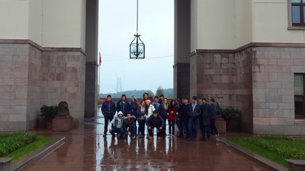 Halkalı Okyanus Koleji Lise Öğrencileri Koç Üniversitesi'nde