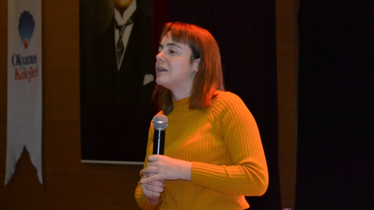 Halkalı Okyanus Koleji Öğrencileri Editör Bade Baran ile Bir Araya Geldi