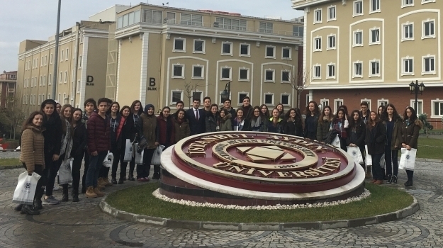 Mimaroba Okyanus Hukuk ve Psikoloji Kariyer Kulübü Mesleklerini Tanıyor