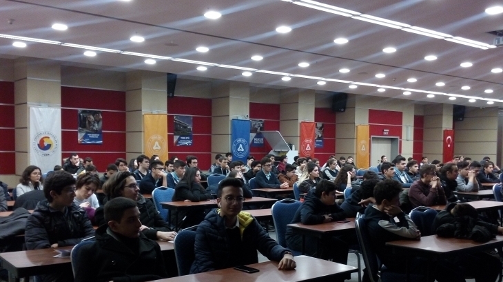 İncek Okyanus Kolejinde Kariyer Kulüpleri Devam Ediyor