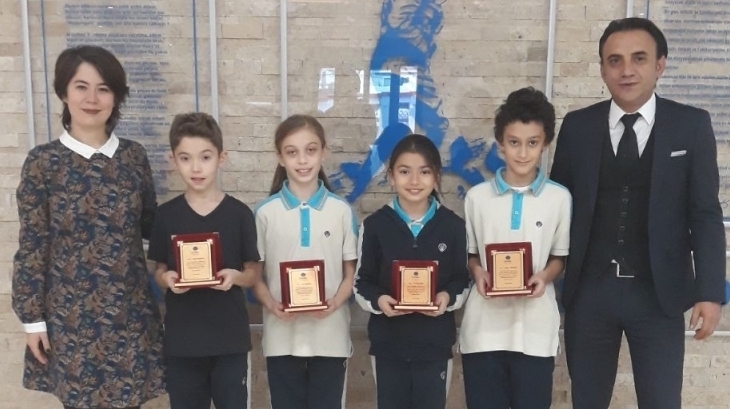 Kasım Ayı Örnek Öğrencileri Belli Oldu