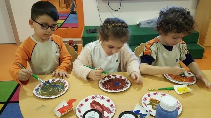 Kemerburgaz Okyanus Koleji Gökkuşağı Grubu Fen ve Doğa Dersinde