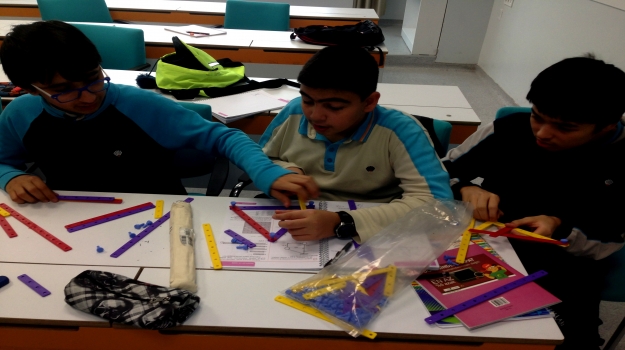 Matematik Dersi'nde Üçgen Etkinliği