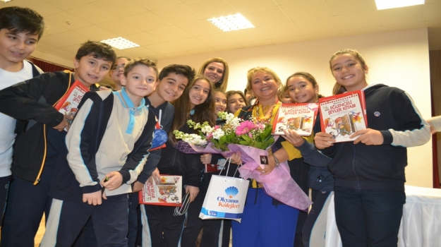 İzmir Mavişehir Okyanus Koleji'nde "Yazarlık Atölye Çalışması"