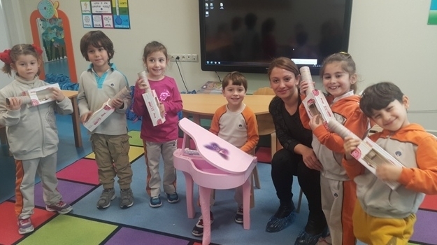 Mavişehir Yıldızlar Grubu Aile Katılım Etkinliğinde Enstrümanları Tanıyor