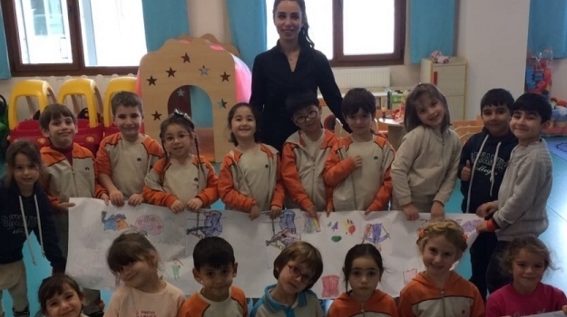 Mimaroba Okul Öncesi Gökkuşağı Grubu Drama Dersinde