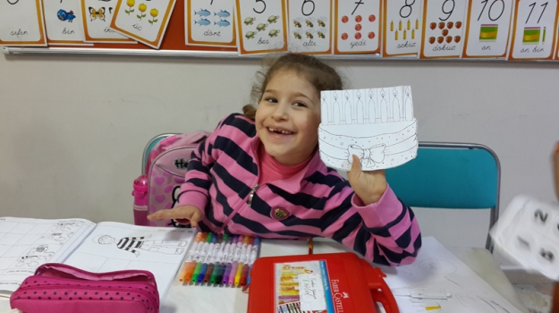 Minik Ellerden Doğum Günü Kartları