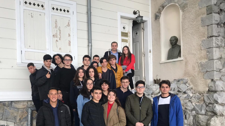 Öğrencilerimiz Servet-i Fünun Dönemini Öğreniyorlar