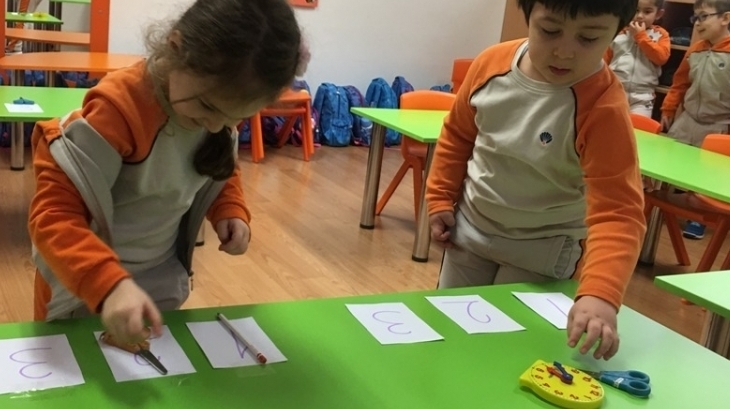 Okul Öncesi Bulutlar Grubu öğrencileri Oyun Etkinliği Dersinde