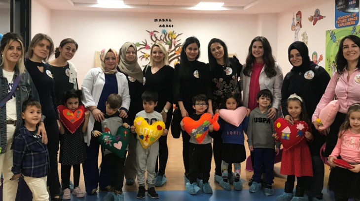 Okul Öncesi Öğrencileri Aileleri ile Ailemle Okulumdayım Etkinliğinde