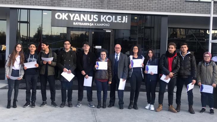 Okyanus Bayrampaşa Lise Kademesi Deneme Sınavı En Çok Başarısını Arttıran Öğrencilerimiz Başarı Belgelerini Aldılar