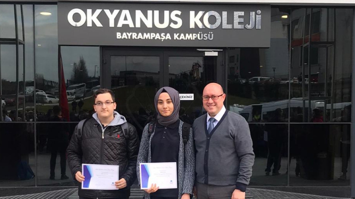 Okyanus Bayrampaşa Lise Kademesi Deneme Sınavı En Çok Başarısını Arttıran Öğrencilerimiz Başarı Belgelerini Aldılar