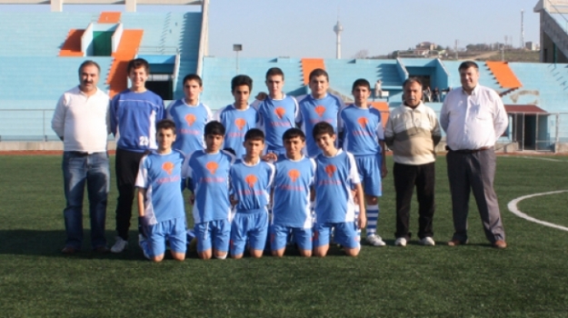 Okyanus Kolejleri Futbol Takımı Liderliğe Yükseldi