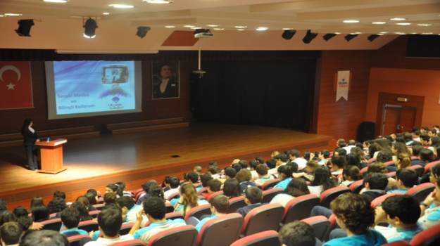 Ortaokul ve Liselilere Sosyal Medya Semineri
