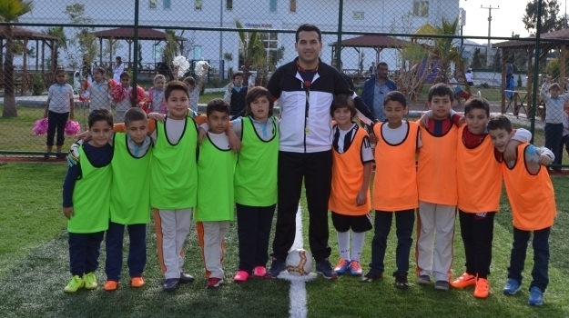 Özel Konyaaltı Okyanus Kolejinde Futbol Turnuvası