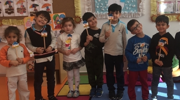 Konyaaltı Okyanus Okul Öncesi Güneş Grubu 'Kardan Adam' Sanat Etkinliği Yaptılar