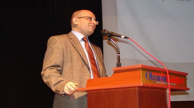 Prof.Dr.Mücahit ÖZTÜRK Seminer Verdi