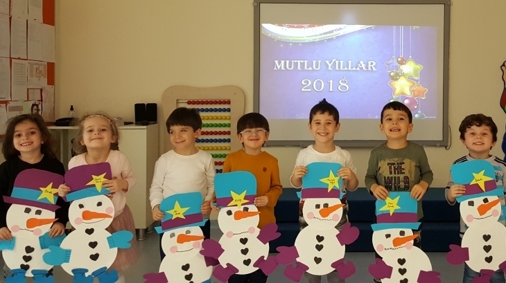 Sancaktepe Okyanus Koleji Okul Öncesi Balıklar Grubu Öğrencileri Sanat Etkinliğinde