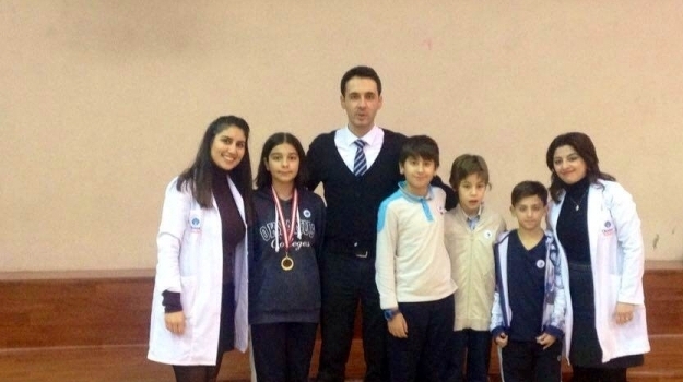 Sancaktepe Okyanus Koleji Ortaokul Öğrencileri Bookworm Rozetlerini Aldılar