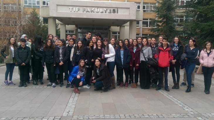 Tıp ve Sağlık Kariyer Kulübü Hacettepe Üniversitesi Tıp Fakültesinde!