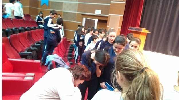 Beylikdüzü Okyanusta Ülfet Taylı Semineri ve İmza Günü