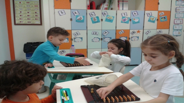 Üstün Zekalılar İlkokulu'nda Zeka Oyunları