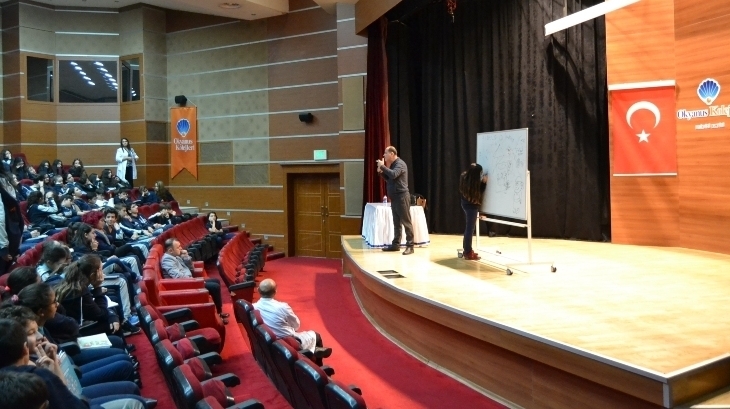 Yazar Behzat TAŞ Öğrencilerimizle Söyleşi ve İmza Gününde