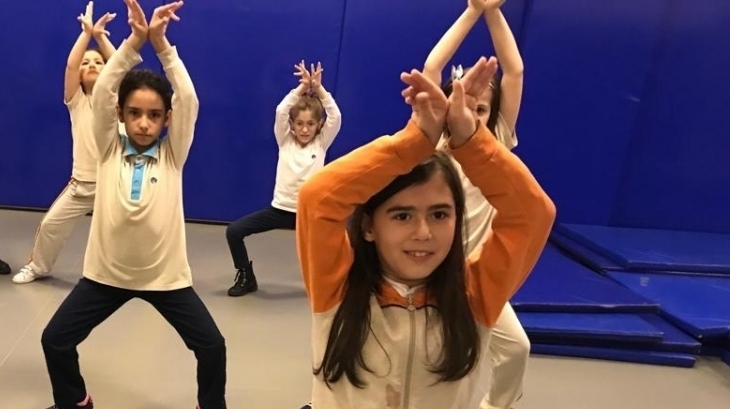 Yetenek Dersleri Devam Ediyor