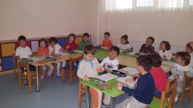 Avcılar Okyanus Okul Öncesi Bulutlar Grubu 'Pan Flüt' Öğreniyor