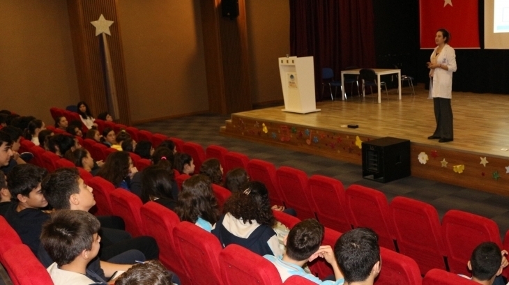 8. Sınıflarda Kişisel Gelişim Dersleri Başladı