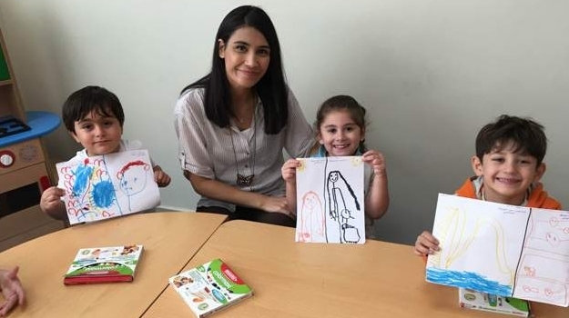 Mavişehir A Grubu Öğrencilerimiz Sosyal Beceri Dersinde "Duygularımızı Tanıyalım" Temasını İşlediler.