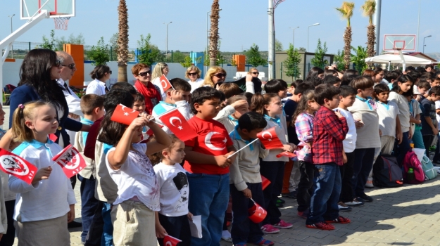 Adana Okyanus Koleji 29 Ekim Cumhuriyet Bayramı'nı Coşkuyla Kutladı