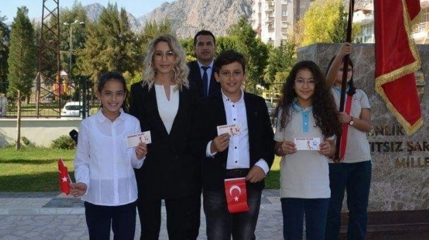 Antalya Okyanusta "29 Ekim Cumhuriyeti Bayramı ve Cumhuriyetin Bize Kazandırdıkları" Kompozisyon Yarışmasının Kazananları Belli Oldu
