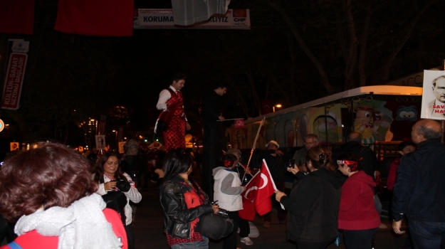 Ataşehir Okyanus Koleji’nden Görkemli Cumhuriyet Kutlaması