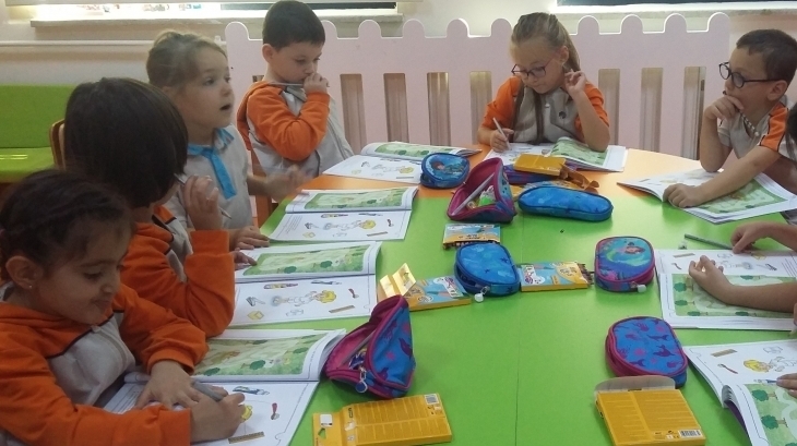Avcılar Gezegenler Grubu Öğrencileri Okuma Yazmaya Hazırlık Etkinliğinde