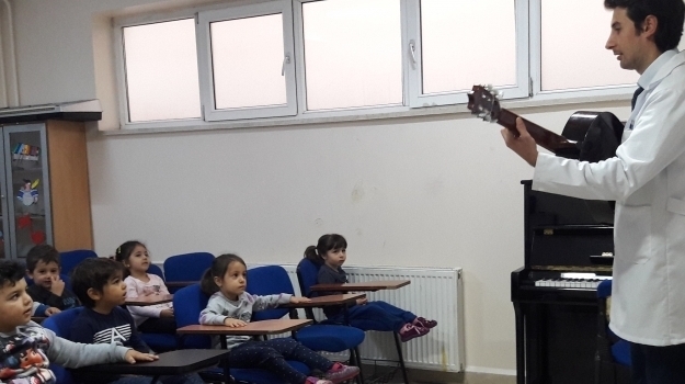 Avcılar Yağmurlar Grubu Müzik Etkinliğinde