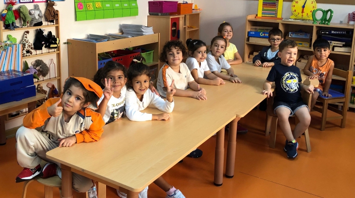 Avcılar Yıldızlar Grubu Öğrencileri Bilingual Etkinliğinde;