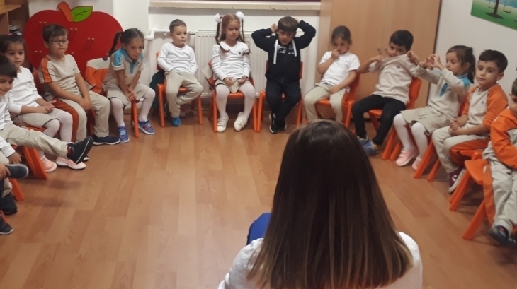 Bahçelievler Okul Öncesi Deniz Yıldızı Grubu İngilizce Eğitiminde