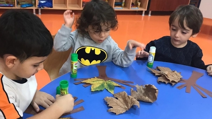 Bahçeşehir Çiçekler Grubu Sanat Etkinliğinde