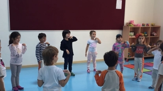Bahçeşehir Gökkuşağı Grubu Drama Etkinliğinde