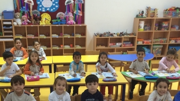 Bahçeşehir İnciler Grubu Okuma-Yazmaya Hazırlık Etkinliğinde
