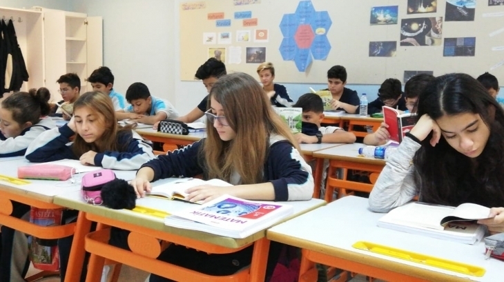 Bahçeşehir Okyanus Koleji Ortaokul Kademesi Kitap Okuma Etkinliği