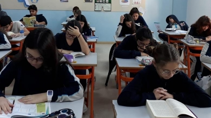 Bahçeşehir Okyanus Koleji Ortaokul Kademesi Kitap Okuma Etkinliği
