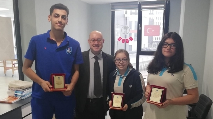 Bayrampaşa Okyanus Fen ve Anadolu Lisesinde  Ay'ın Öğrencisini Seçtik