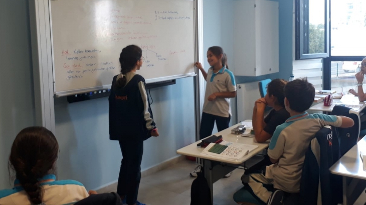 Bayrampaşa Okyanus Koleji 6. sınıf Öğrencileri Sosyal Bilgiler dersinde yapılan etkinlikle hem eğlendiler hemde öğrendiler.