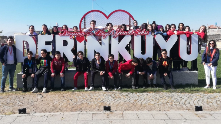Bayrampaşa Okyanus Koleji Ortaokulu 8. sınıf öğrencileri Yer Altı Kentleri Çalıştayı Kapadokya gezisinde unutulmaz anlar yaşadılar.