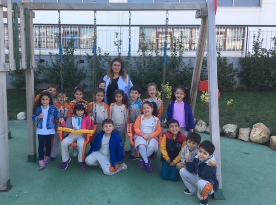 Beykent Okyanus Koleji Güneş Grubu Bahçede