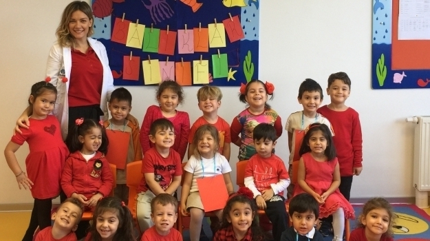 Beykent Okyanus Koleji Okul Öncesi Balıklar Grubu Kırmızı Partisi