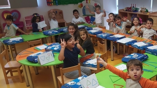 Beykent Okyanus Koleji Okul Öncesi Gökkuşağı Grubu Düşünce Becerileri Dersinde