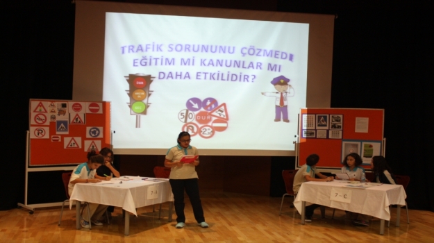 Beylikdüzü Okyanus Koleji 7. Sınıf Öğrencilerinde Münazara Heyecanı